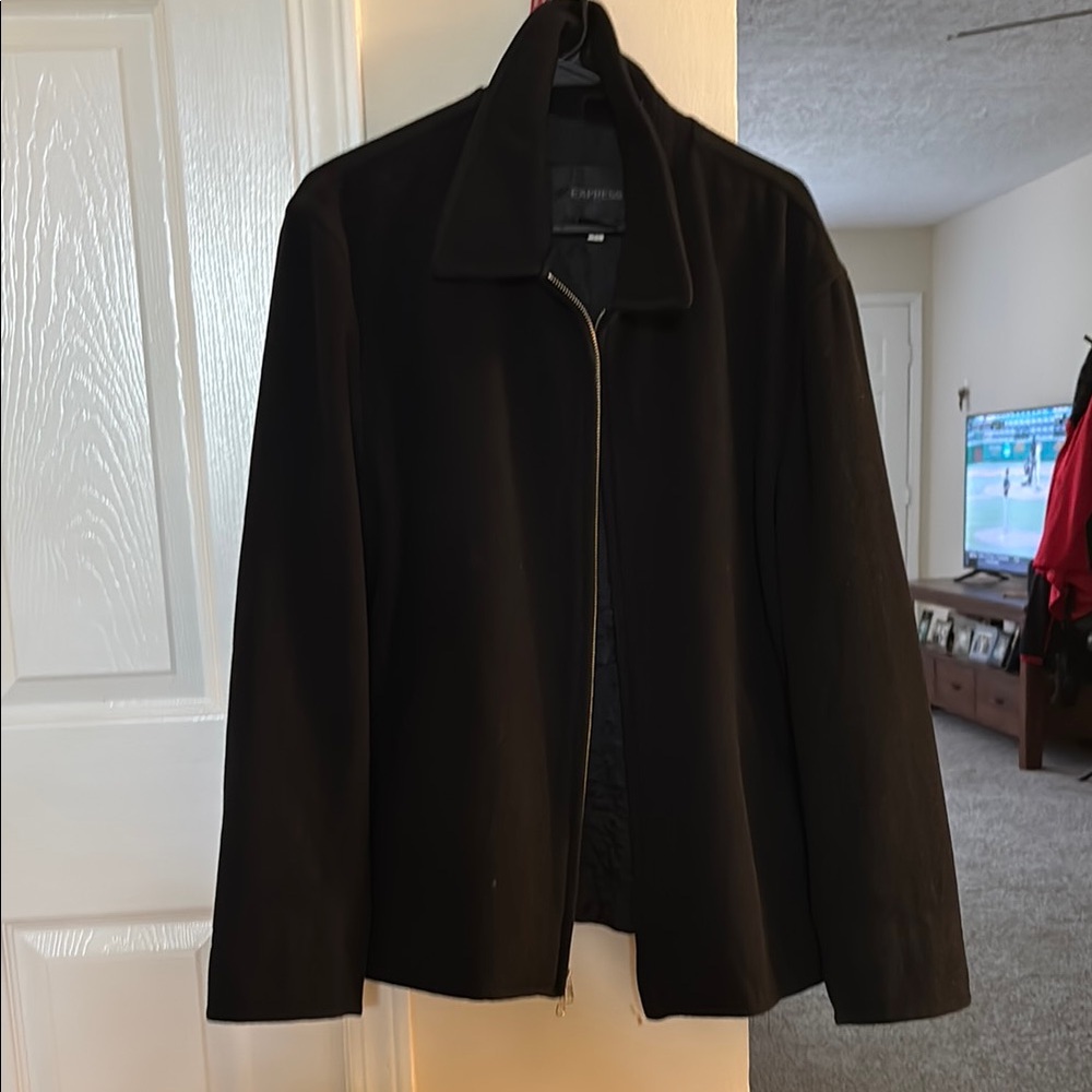 Express Black Lightweight Jacket with Modern Stand-Up Collar